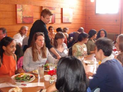 1011_alumniluncheon3.jpg